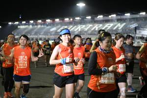 BIB: 242, 2132, 70114, 0137, 237, 8051, 80645
                            <button type="button" onclick="openModal(10904304)" class="btn btn-primary btn-sm float-right btn-popup" data-toggle="modal" data-target=".modal-high-quality">
                        <i class="fas fa-shopping-cart"></i> Add to Cart
                    </button>
                                            <button type="button" onclick="isThisMe(10904304, true)" class="btn btn-success btn-sm float-right btn-popup btn-isme hidden" data-toggle="tooltip" data-placement="bottom" title="นี่คือรูปของคุณใช่ไหม คลิกที่นี่เพื่อเอาเข้าอัลบั้ม">
                        <i class="fas fa-plus"></i> Add to album
                    </button>
                    <button type="button" onclick="isThisMe(10904304, false)" class="btn btn-warning btn-sm float-right btn-popup btn-isnotme hidden">
                        <i class="fas fa-ban"></i> Remove from album
                    </button>